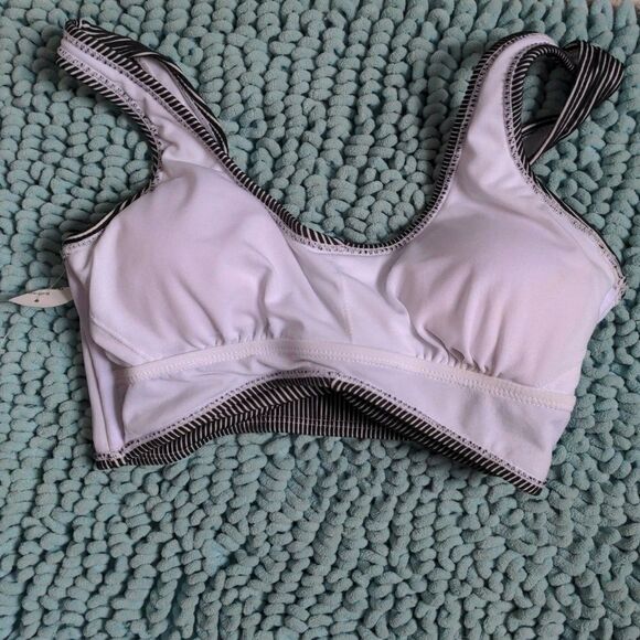 2 for $20 Decree Black + White Striped Twisted Bikini Top Sz M - Picture 7 of 10